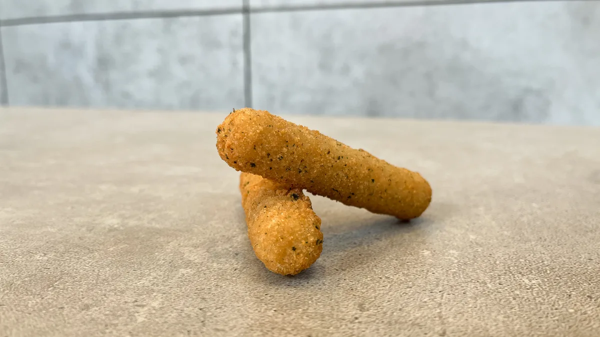 Mozzarela stickz 2kom