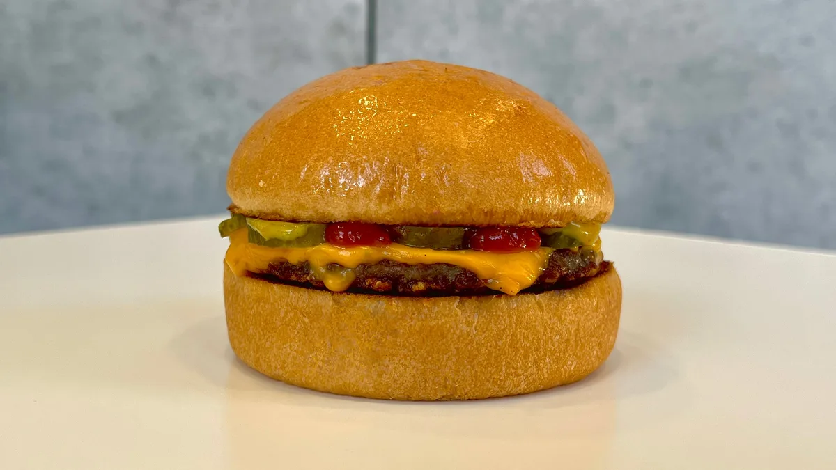Single original 101 burger