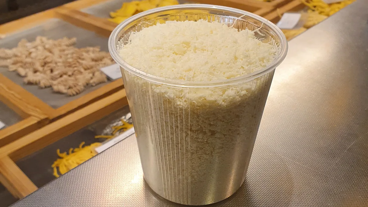 200 GR. Reszelt GRANA PADANO sajt