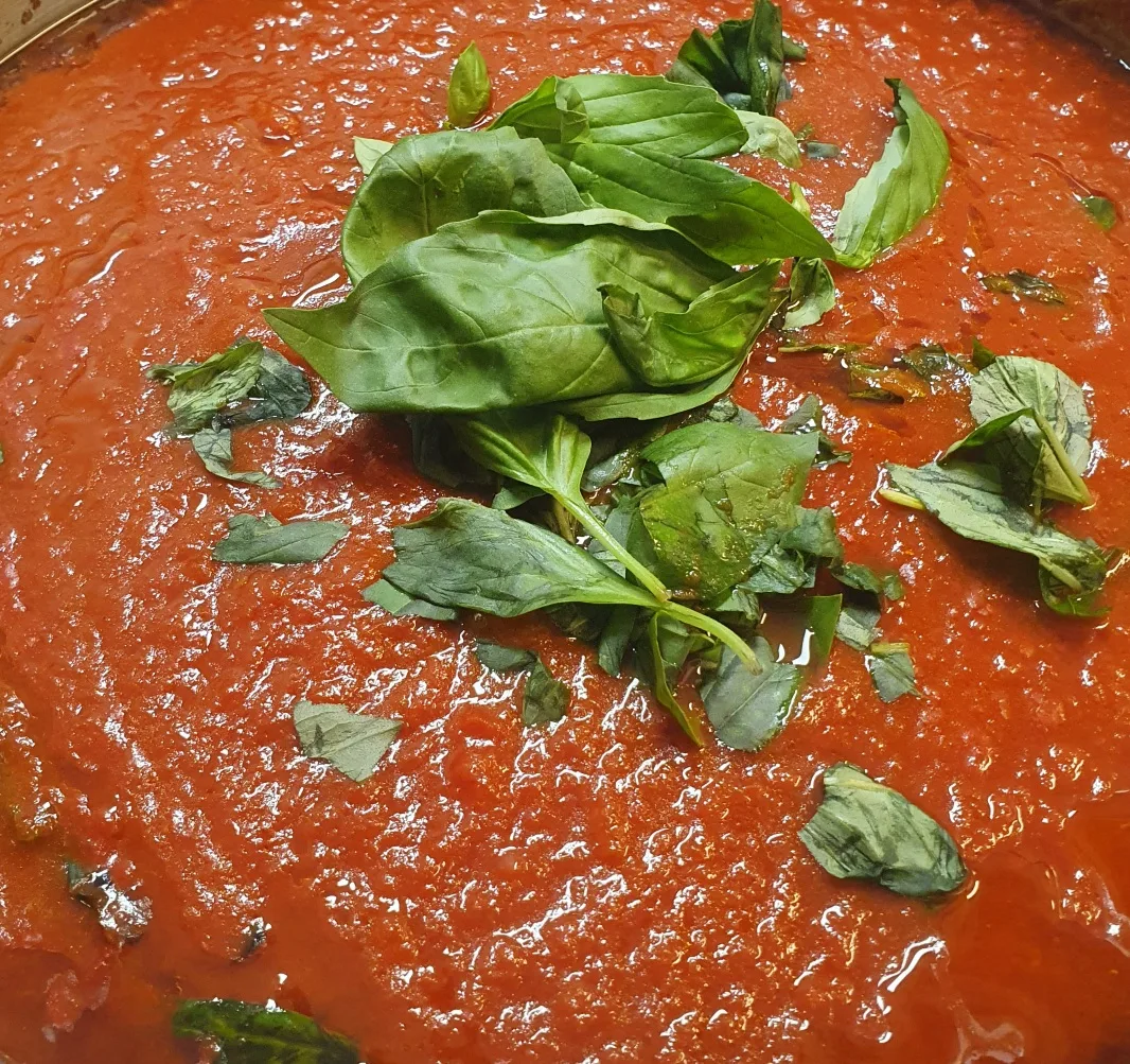 ARRABBIATA (300 GR.)