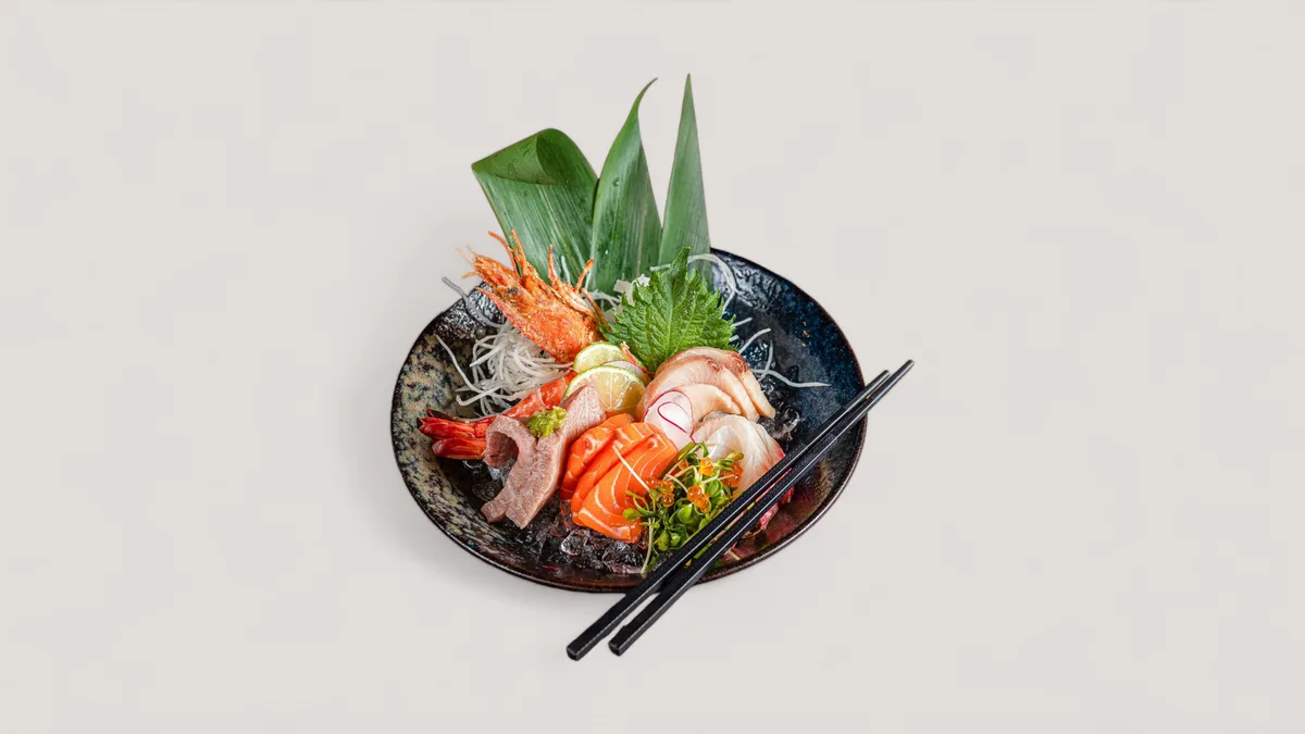 Moriawase Sashimi 12 pcs