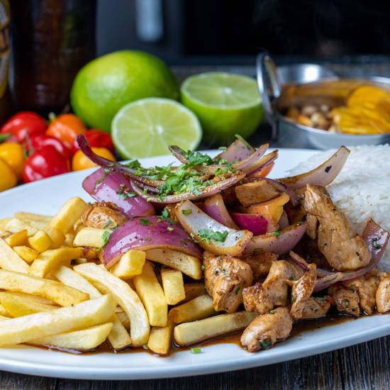 Chicken Saltado ( pollo Saltado )
