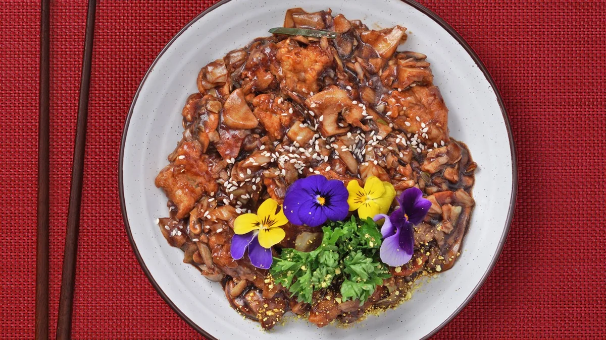 Filet oslića sa šampinjonima i povrćem