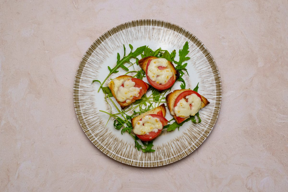 Caprese Bruschetta