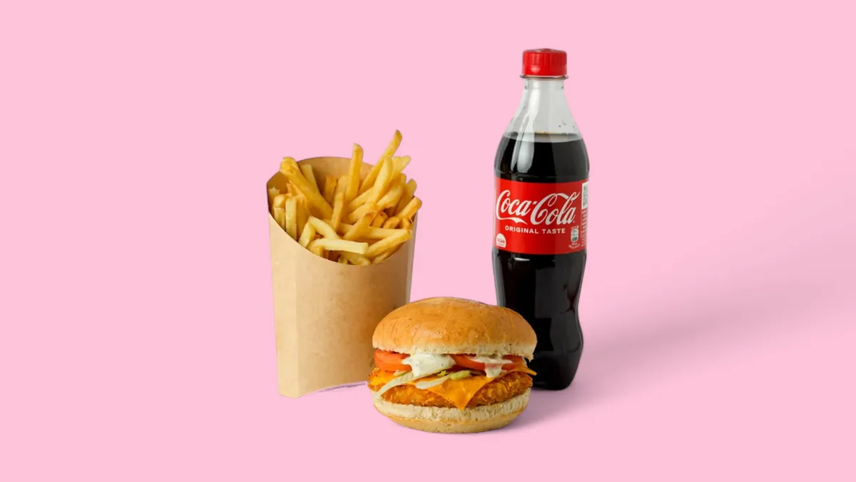 Chicken Burger Menu + Coca-Cola 0,5 l