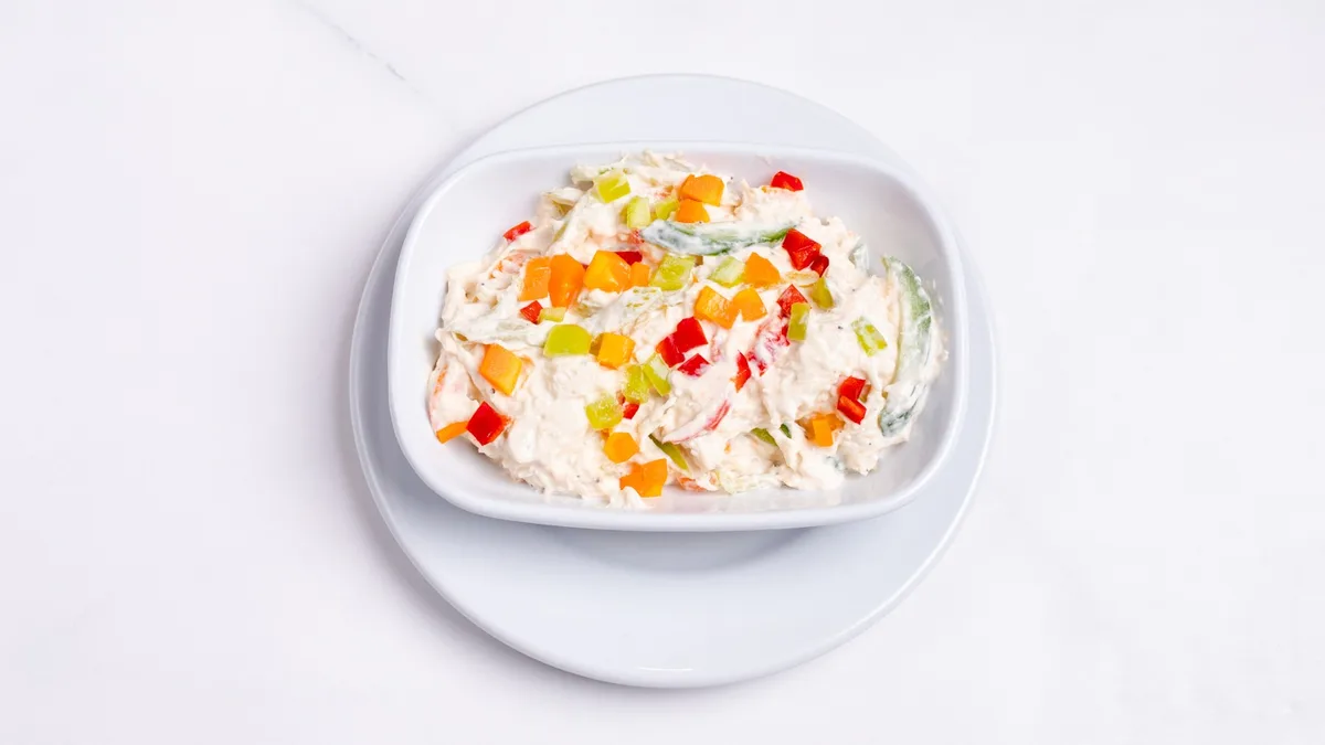 Toyuq Salatı