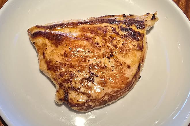 GRILLED CHICKEN BREAST
