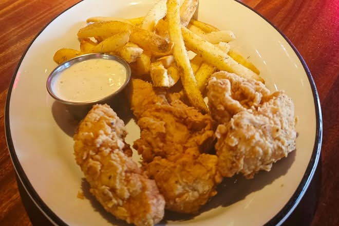 KID CHICKEN FINGERS