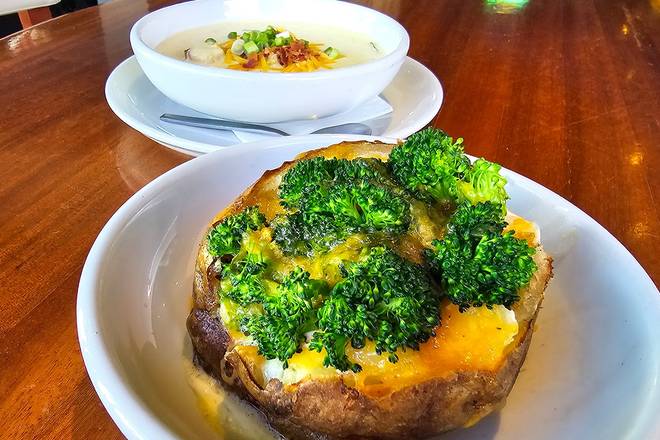 LOADED BAKED POTATO PLATTER