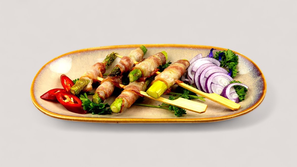Bacon med asparges sticks 4 stk.