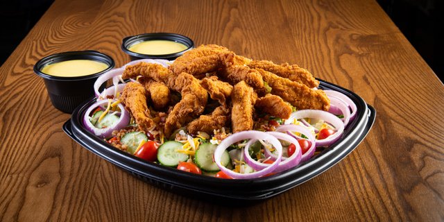 Crispy Honey Mustard Chicken Salad Platter