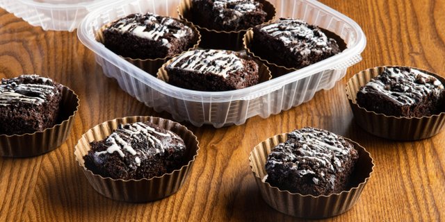 Midnight Oreo Cake