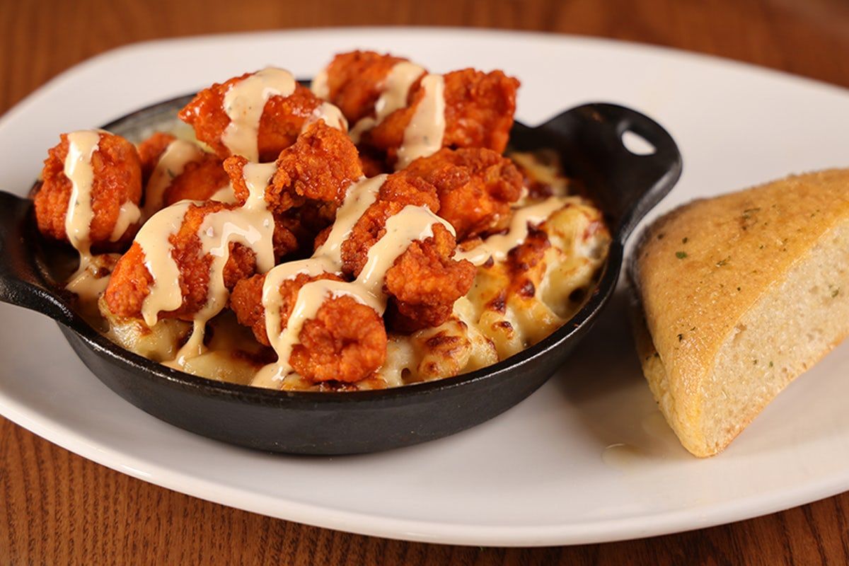 Buffalo Chicken Mac and Cheese