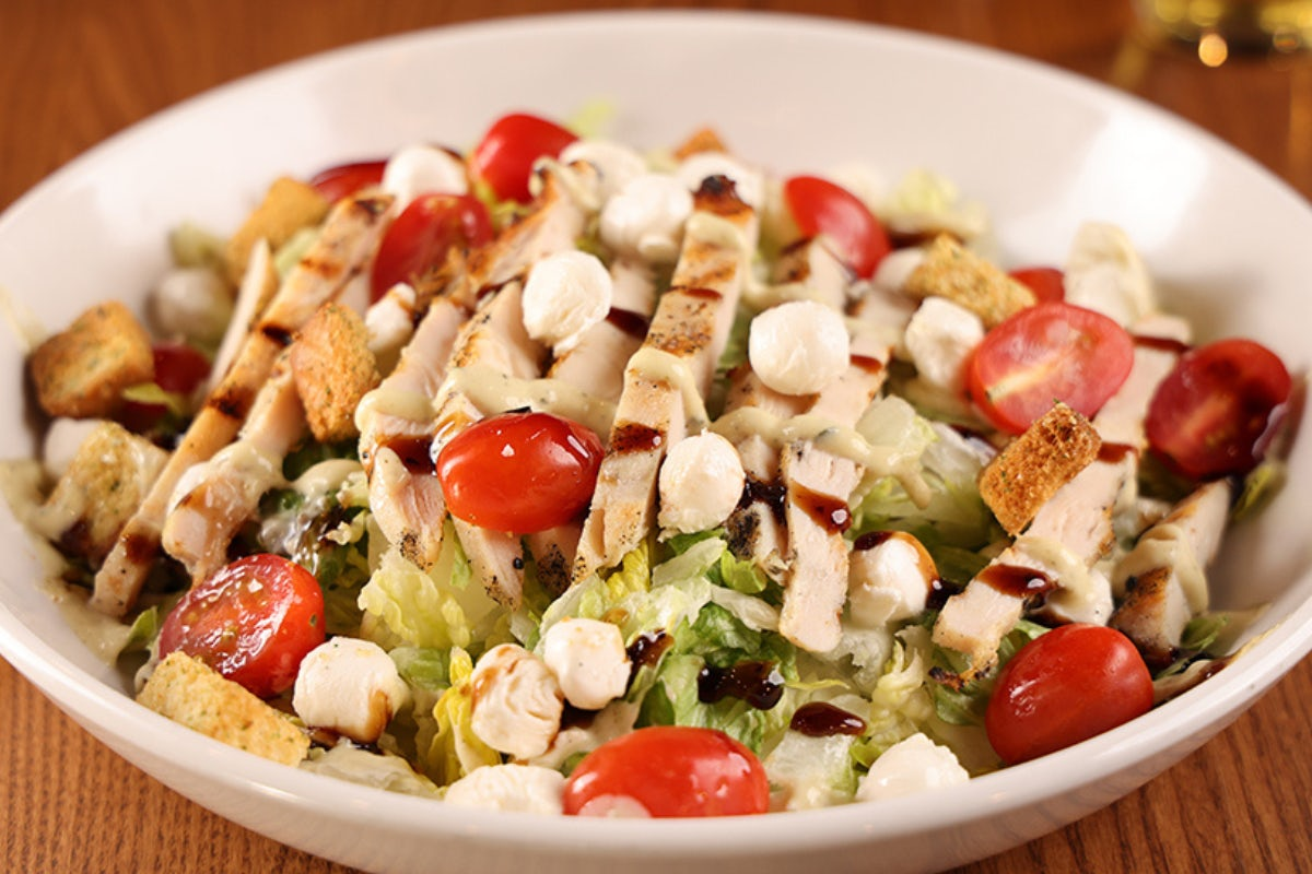 Grilled Chicken Capri Salad