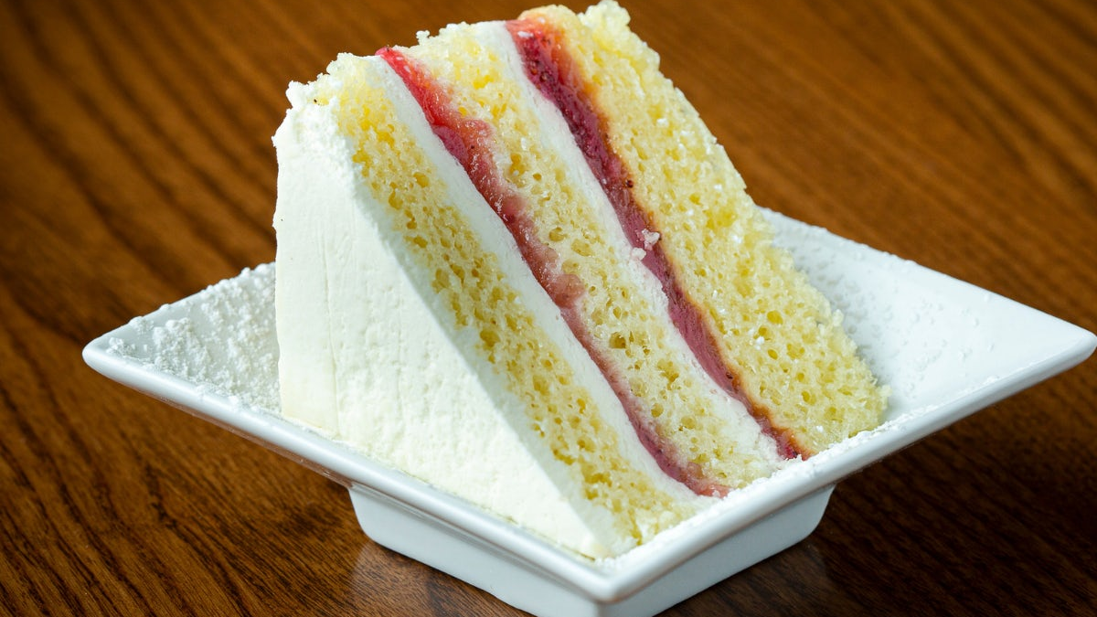 Strawberry Cream Cake Petite Treat