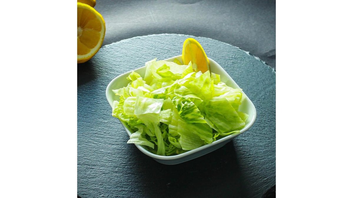 Salată  verde cu lămâie