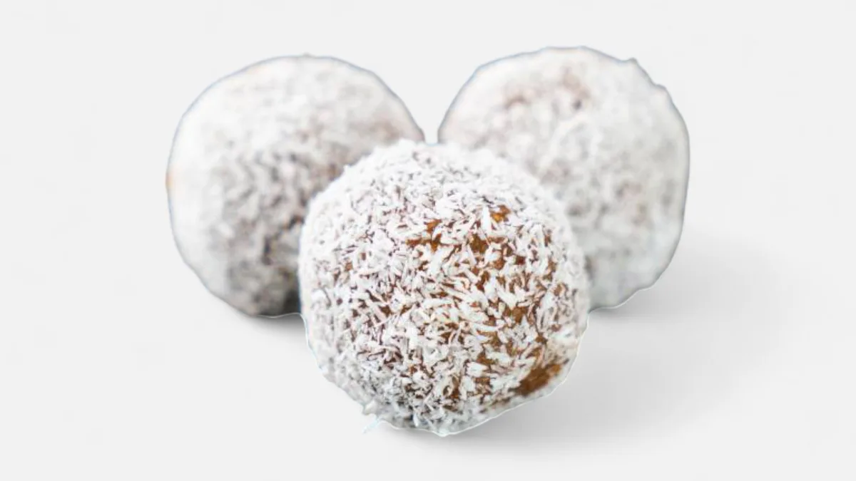 Energy Ball Fig, Ginger and Coconut