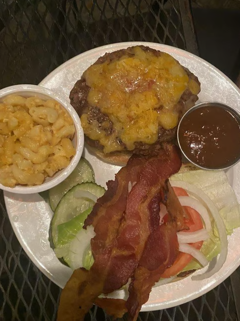 BACKYARD BURGER