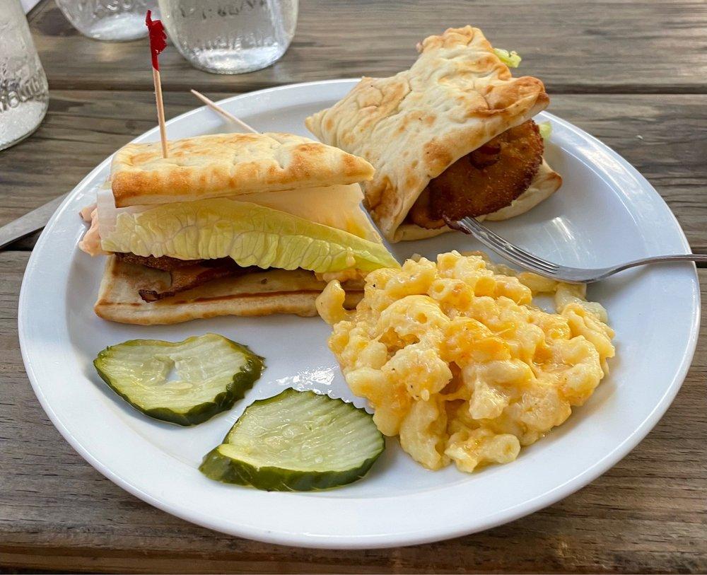 FRIED GREEN TOMATO SANDWICH