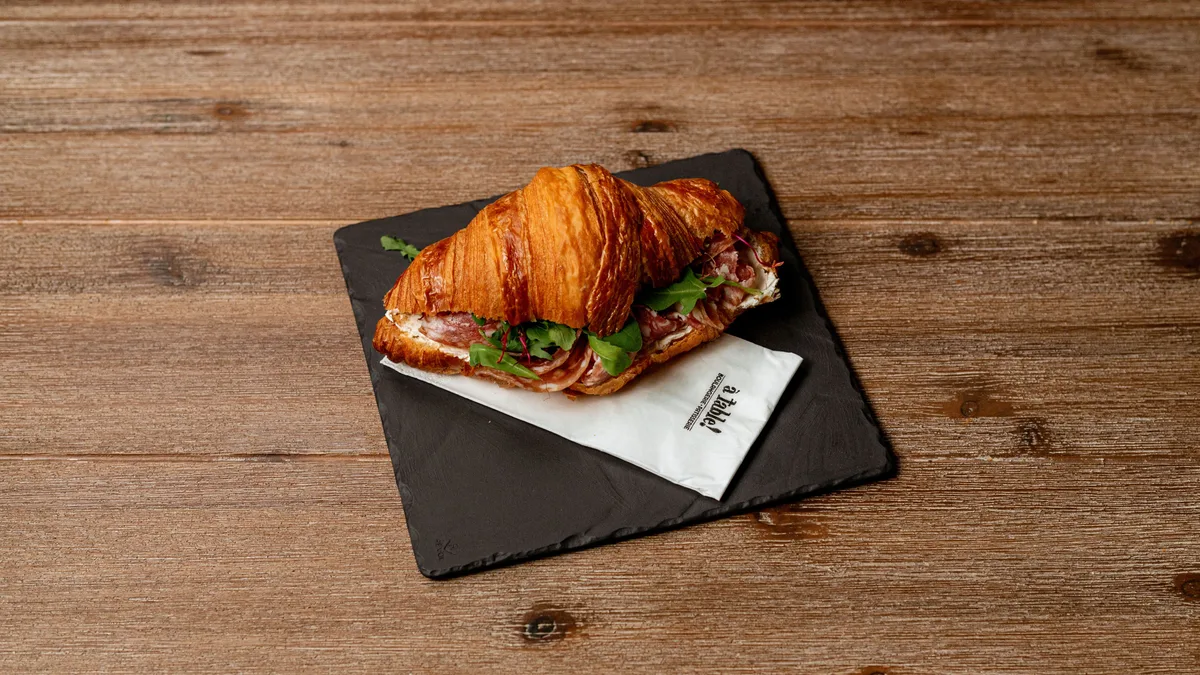 Croissant Champs Élysées