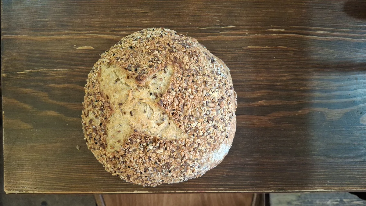 Pain aux Graines( sokmagvas)