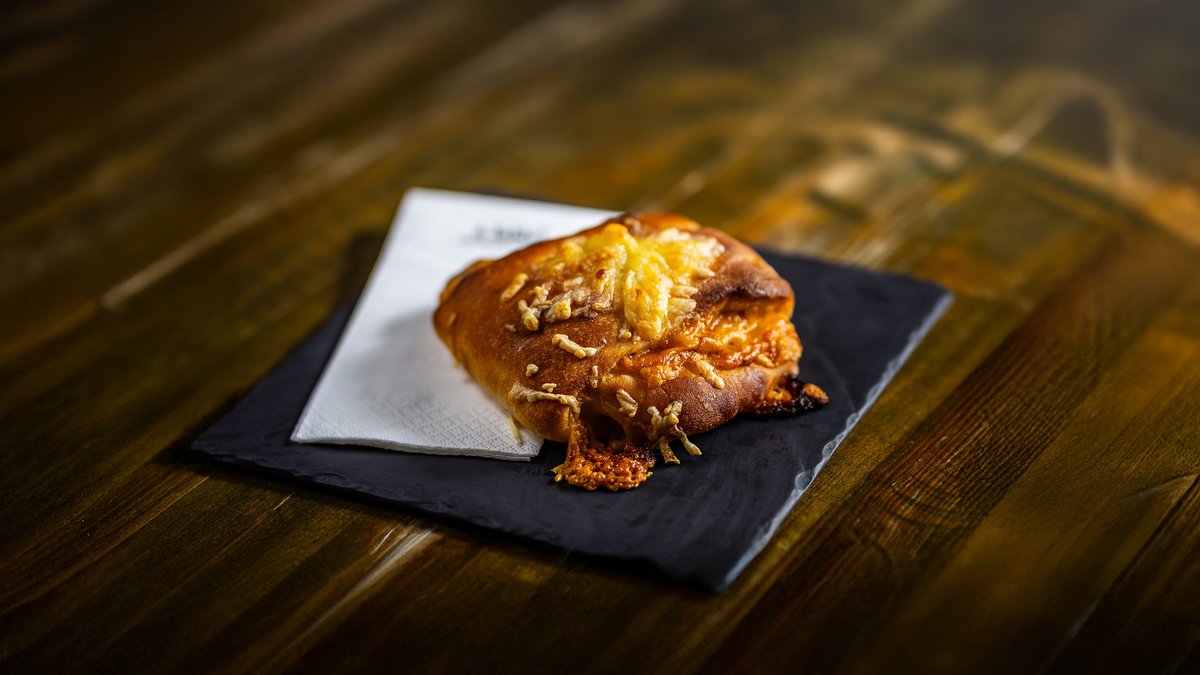 Petit Pain Chorizo Fromage