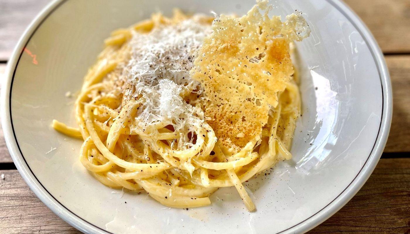 SPAGHETTI CACIO E PEPE