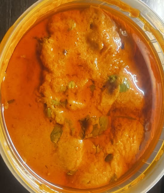 Lamb Vindaloo slightly spicy w/ FREE NAAN BREAD