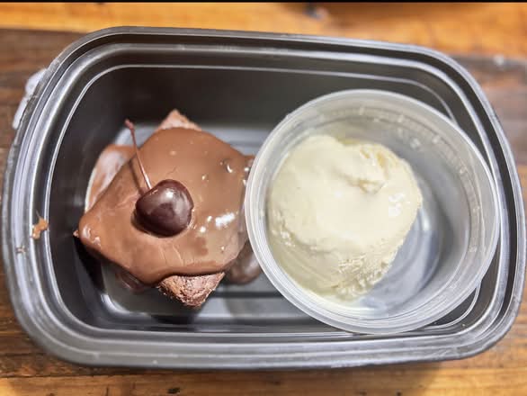 Brownie Sundae