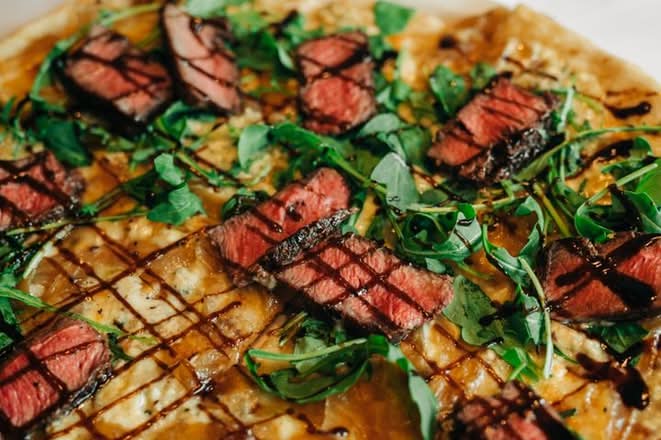 Steak Pizza