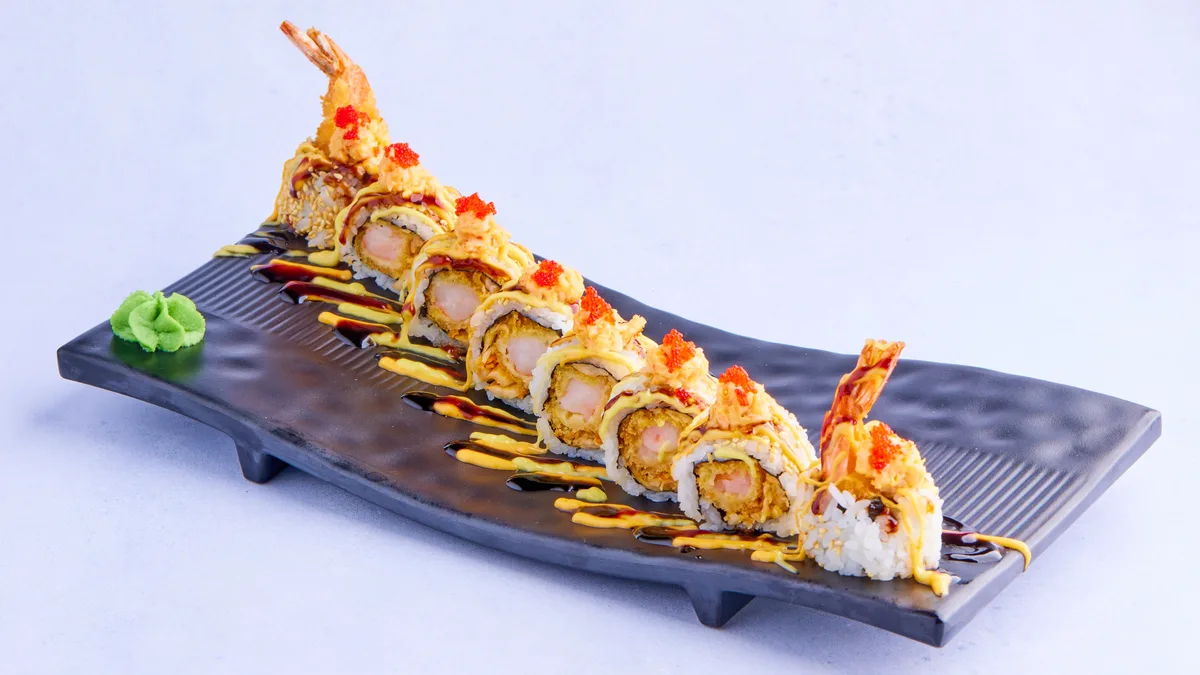 143. Chef's Special Futomaki
