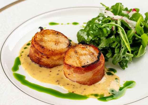 Bacon-Wrapped Diver Scallops