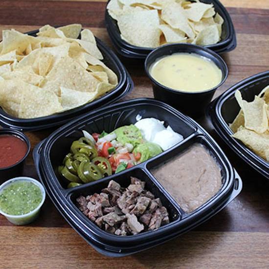 Family Fajita Nachos (Serves 2-3)