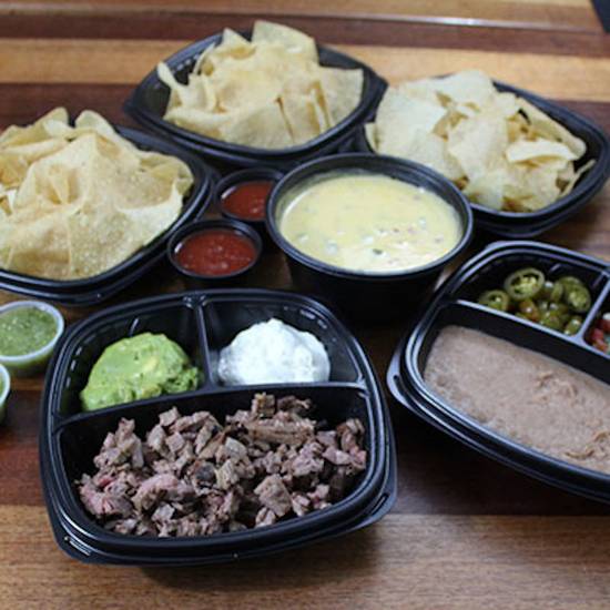 Family Fajita Nachos (Serves 4-6)