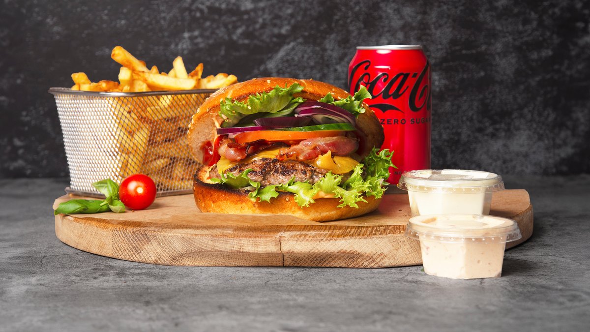 Kylling Cheese Burger Menu