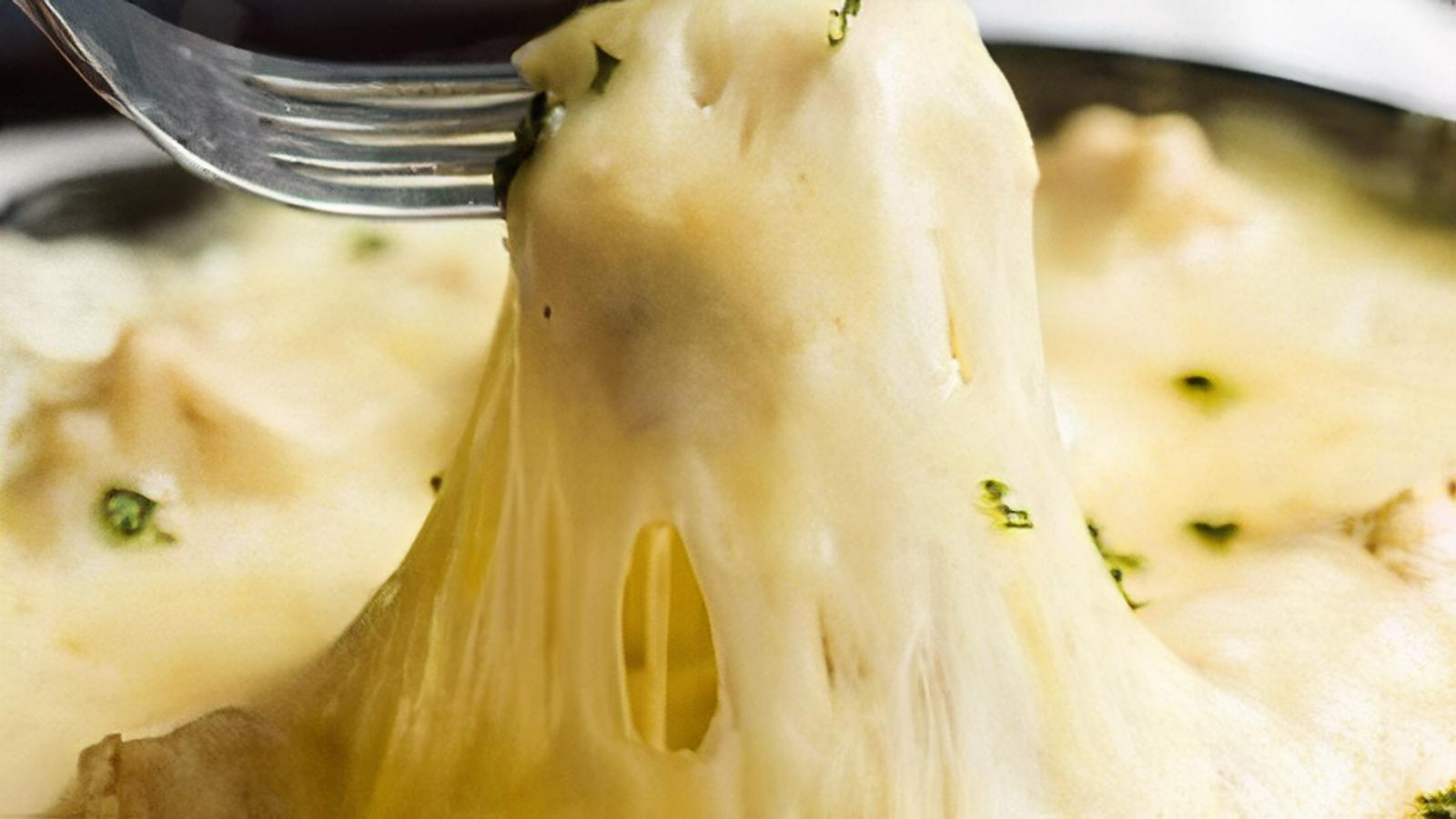 Queso Flameado