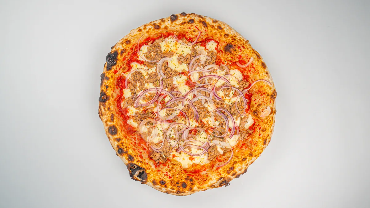 Pizza Tonno