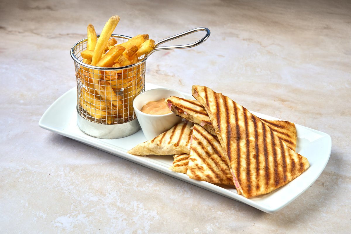 Pileća Quesadilla
