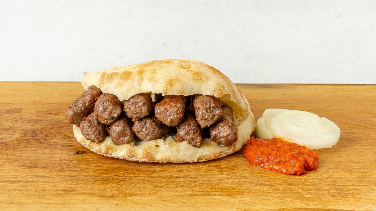 Čevapčiči v lepinji (10 kosov)