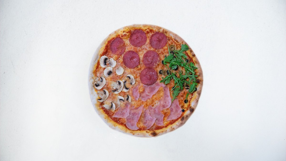 25) Quattro stagioni pizza