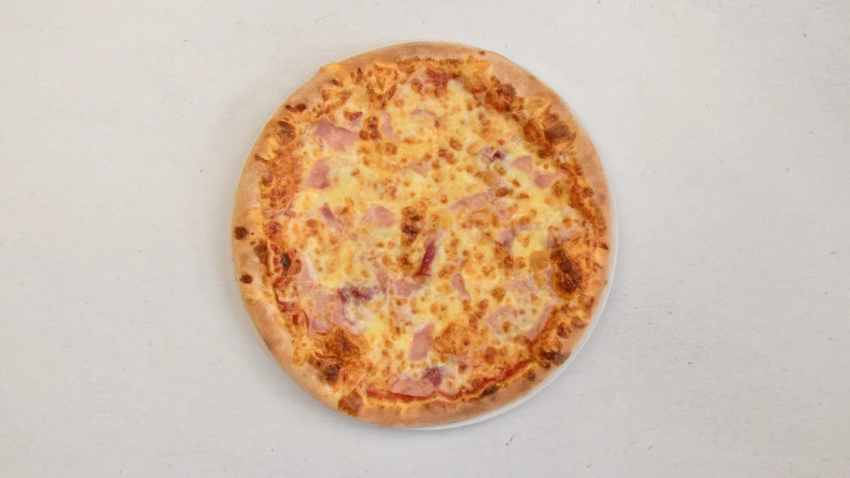 3) Vesuvia pizza