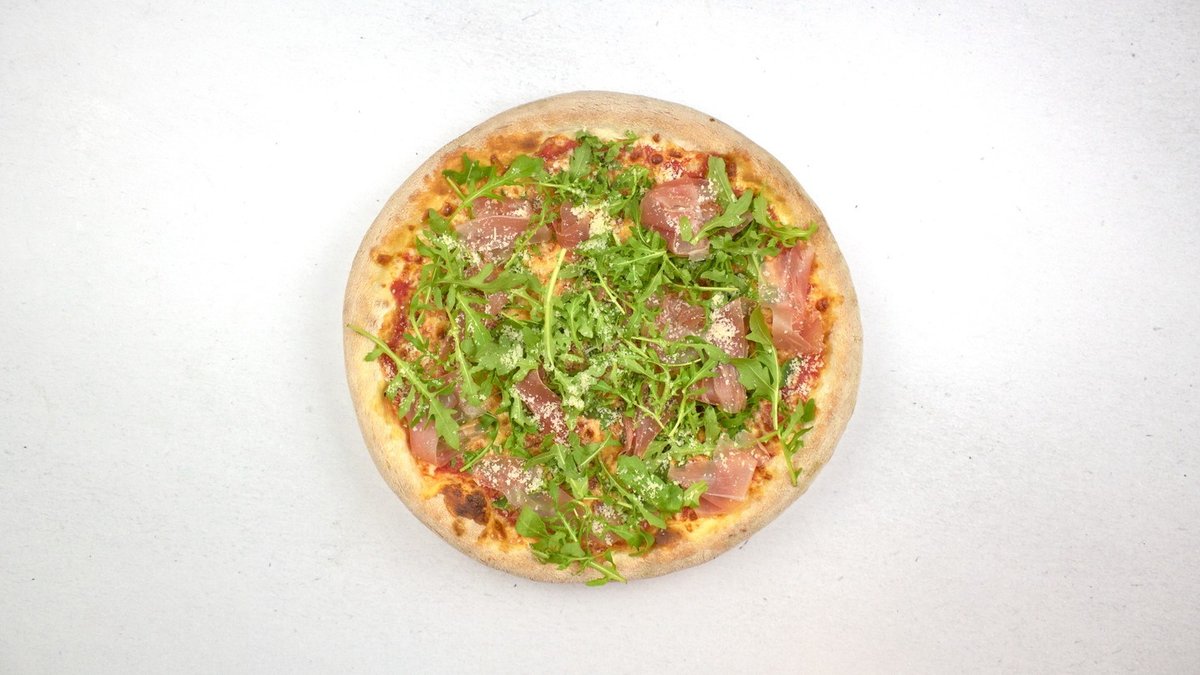 31) Prosciutto crudo pizza