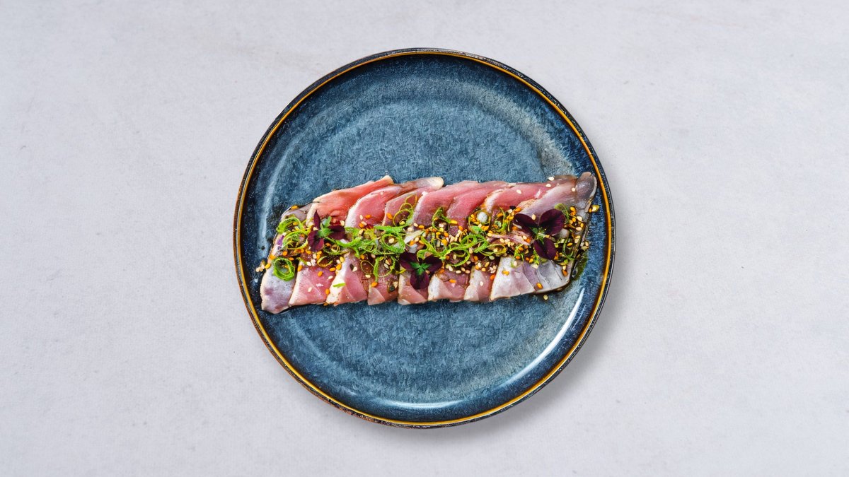 16. Tonfisk Tataki