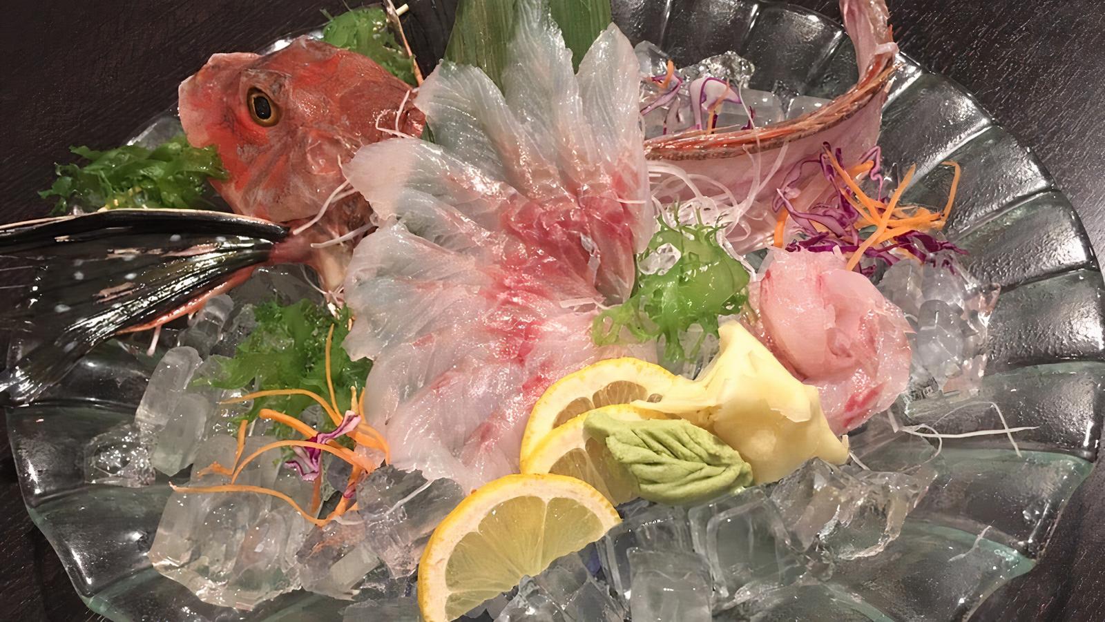 G6. Seafood Udon