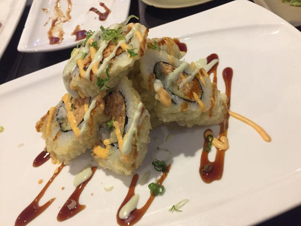 I2. Deep Fried Spicy Tuna Roll