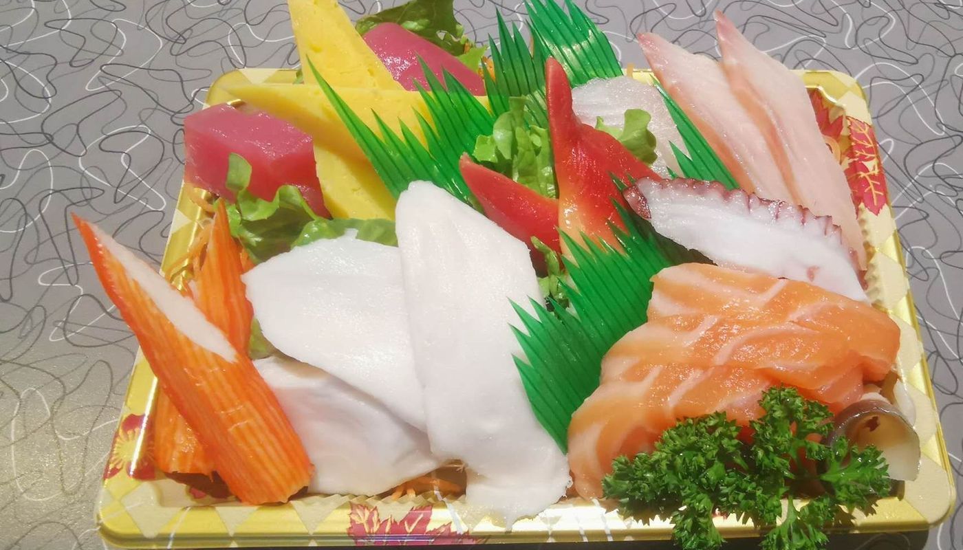 Large Sashimi Set (16pcs)