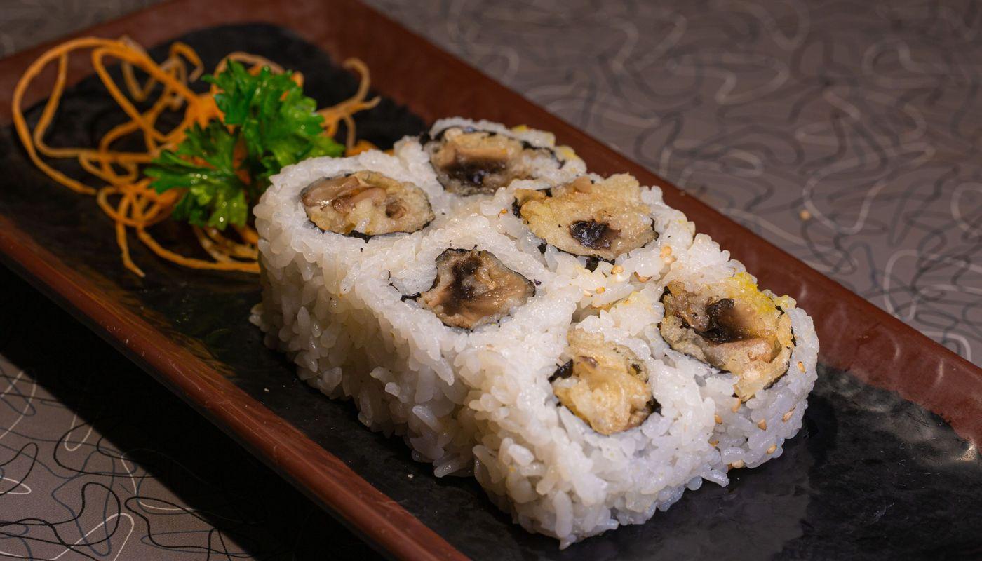 Mushroom Tempura Roll(6pcs)