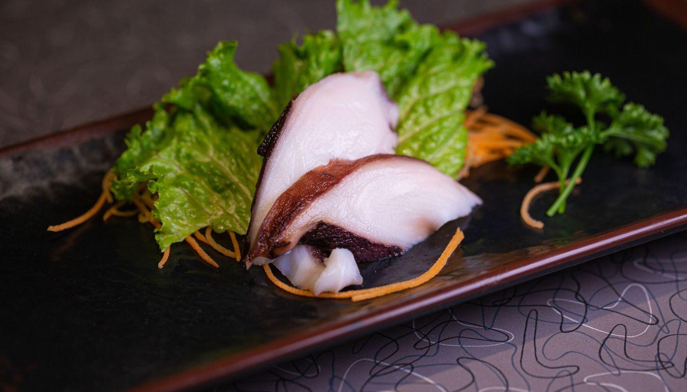 Octopus (Tako) Sashimi (3pcs)