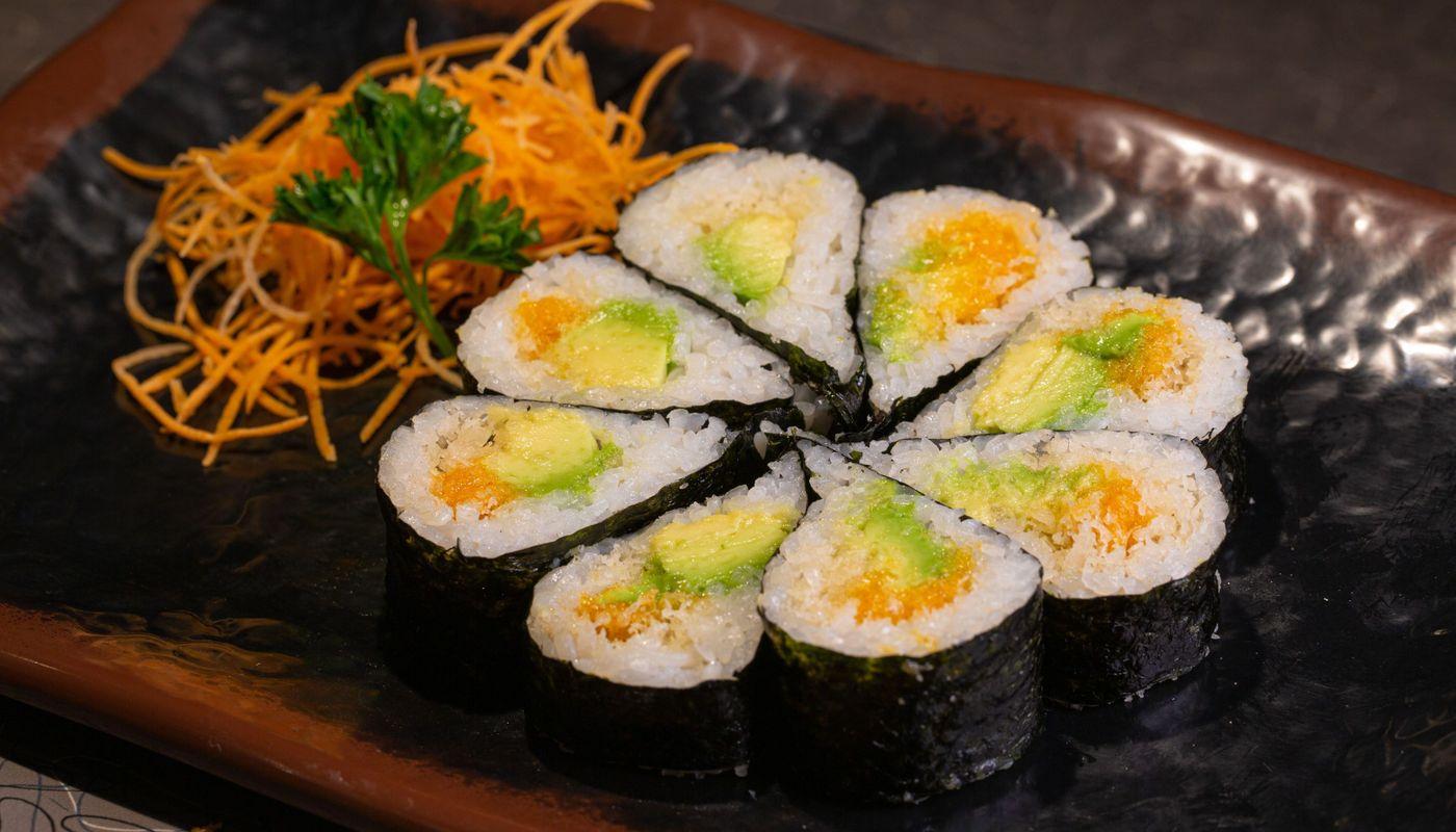 Sakura Roll (8pcs)