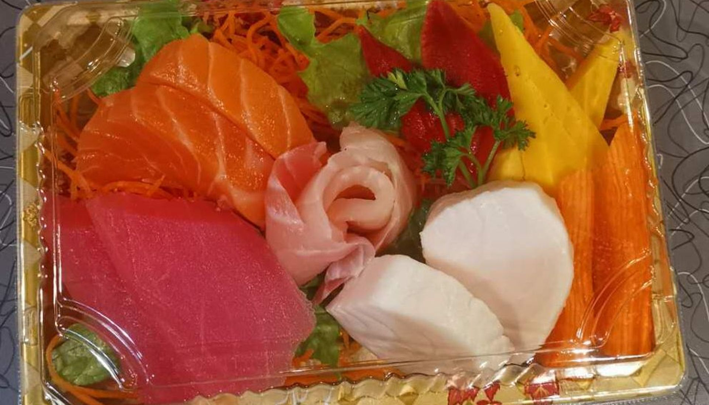 Small Sashimi Set (12pcs)